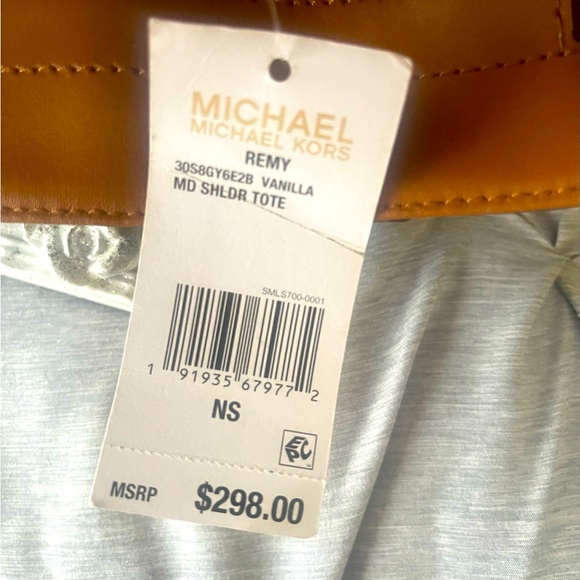 Women’s 🤎bag 💼🤍 - Picture 9 of 9